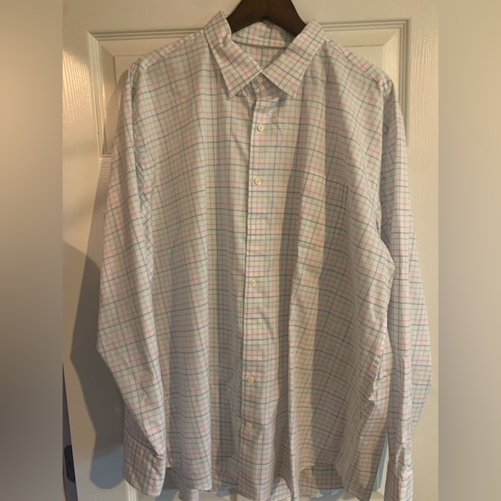 BUTTON DOWN • RED GREEN BLUE